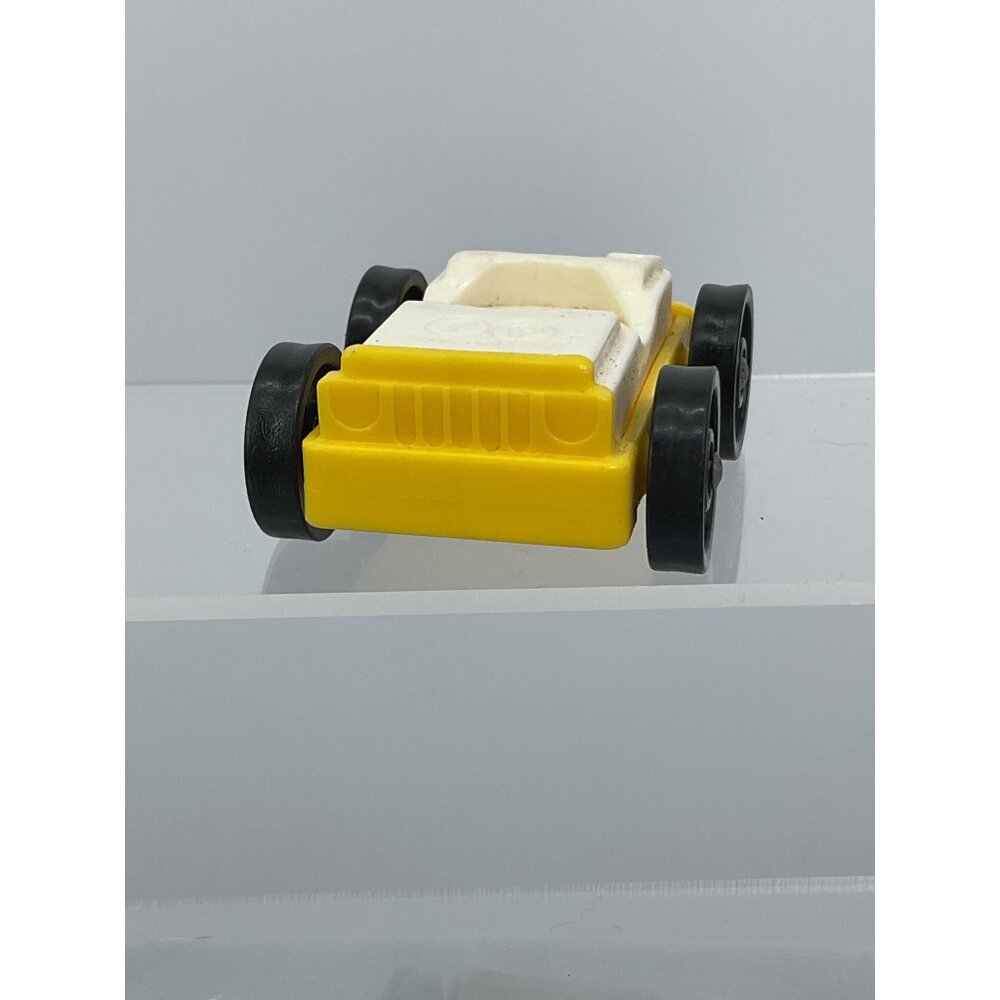 Vintage Fisher Price Little People Yellow Helpful Neighbor's Garage Car